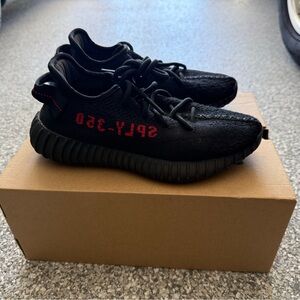 Yeezy boost 350 V2